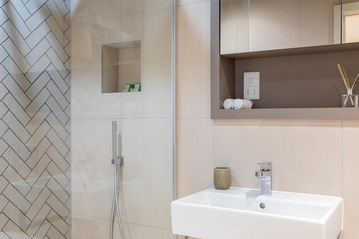 Luxury 2 Bedroom Apartment With Free Parking In The Heart Of York Exteriör bild